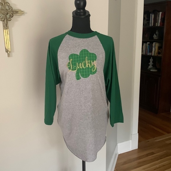 New ST Patrick’s Lucky baseball tee M - Picture 1 of 5